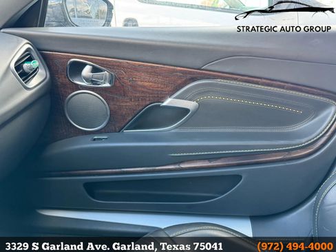 Used 2017 Aston Martin DB11 V12 image 21