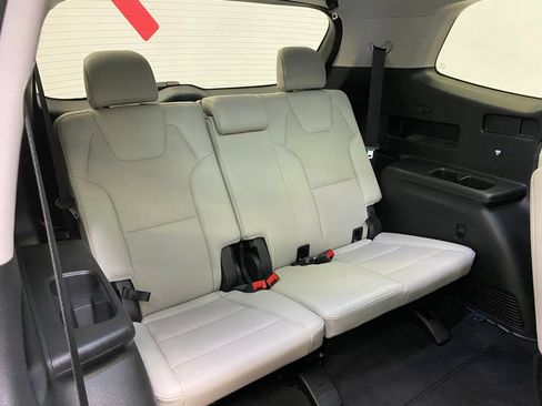 Used 2022 Kia Telluride SX w/ Nightfall Edition Package AWD/4WD image 18