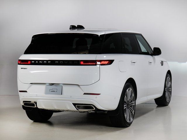 New 2026 Land Rover Range Rover Sport Dynamic SE AWD/4WD image 2