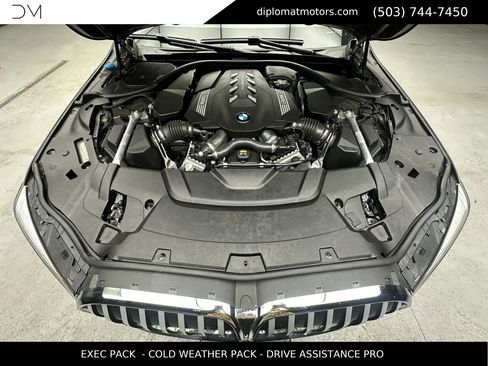 Used 2020 BMW 750i xDrive w/ Executive Package AWD/4WD image 49