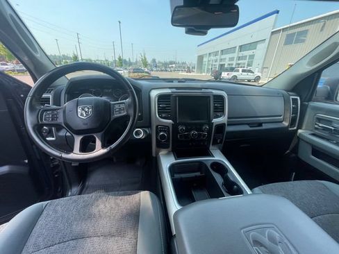 Used 2017 RAM 1500 Outdoorsman RWD image 11