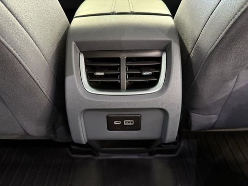 Used 2020 Chevrolet Blazer LT image 15