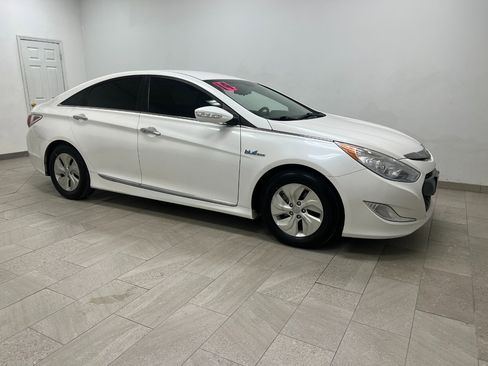Used 2014 Hyundai Sonata Hybrid image 11