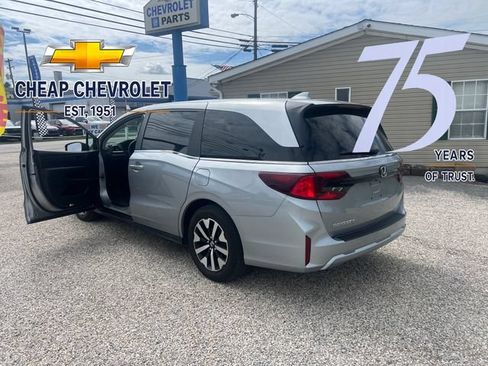 Used 2025 Honda Odyssey EX-L image 5