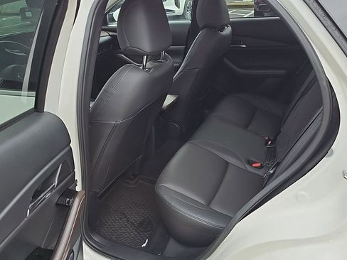 Used 2025 MAZDA CX-30 AWD 2.5 S w/ Premium Package image 12