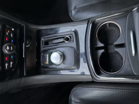 Used 2021 Chrysler 300 S image 23