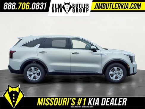 New 2026 Kia Sorento LX FWD image 20