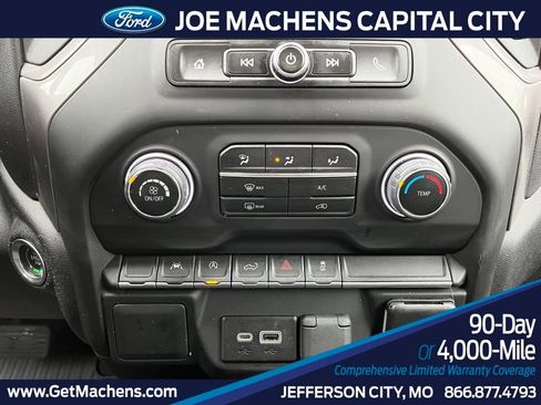 Used 2022 Chevrolet Silverado 1500 Custom image 13