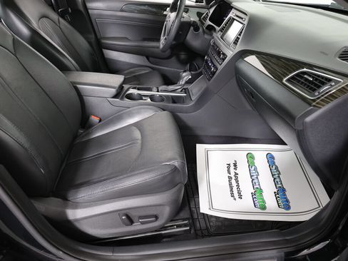 Used 2016 Hyundai Sonata Limited w/ Option Group 04 FWD image 26