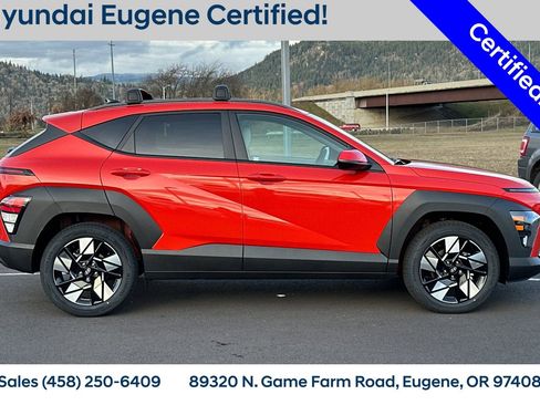 Used 2025 Hyundai Kona SEL image 3