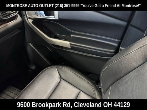 Used 2021 Ford Explorer Limited w/ Equipment Group 301A image 39