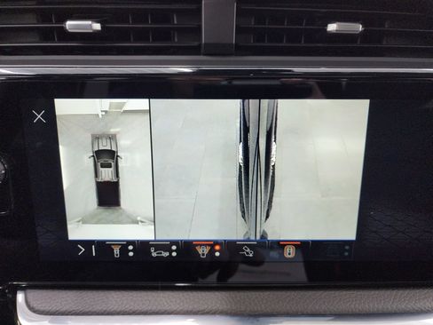 Used 2024 GMC Sierra 2500 Denali w/ Denali Reserve Package image 70