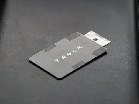 Used 2023 Tesla Model 3 Standard Range RWD image 19