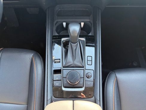 Used 2025 MAZDA CX-50 AWD 2.5 Hybrid w/ Premium Pkg image 29