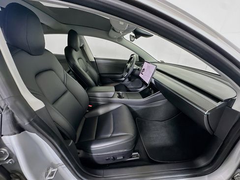 Used 2018 Tesla Model 3 Long Range image 31