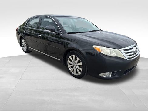 Used 2011 Toyota Avalon Limited FWD image 8