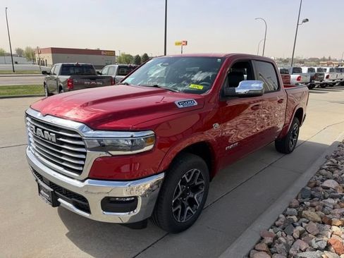 New 2026 RAM 1500 Laramie AWD/4WD image 3