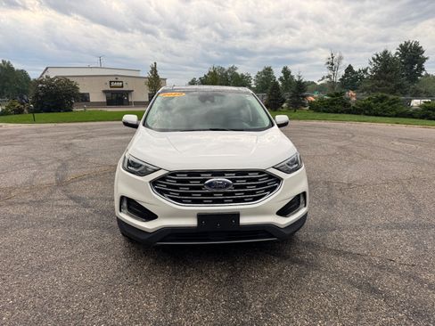 Used 2020 Ford Edge SEL w/ Convenience Package AWD/4WD image 4