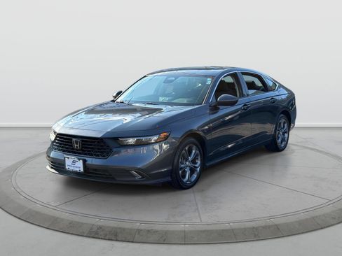 Used 2024 Honda Accord EX image 3