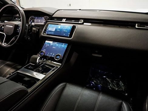 Used 2022 Land Rover Range Rover Velar S image 13