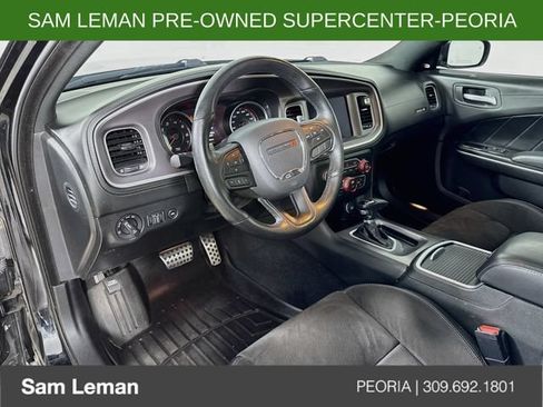 Used 2022 Dodge Charger Scat Pack w/ Plus Group RWD image 9