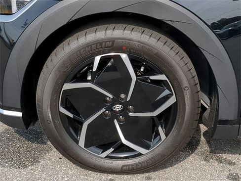 Certified 2023 Hyundai Ioniq 5 SEL w/ Cargo Package image 11