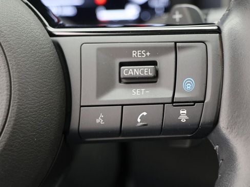 Used 2023 Nissan Rogue Platinum w/ Platinum Premium Package image 21