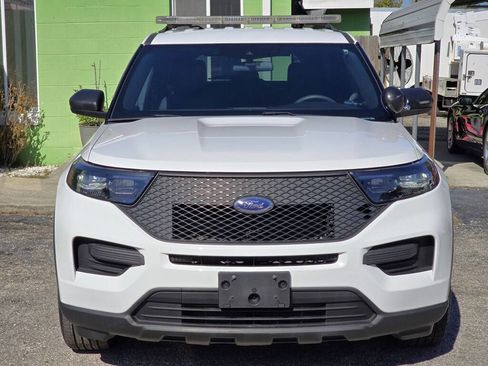 Used 2021 Ford Explorer Police Interceptor Utility AWD image 2