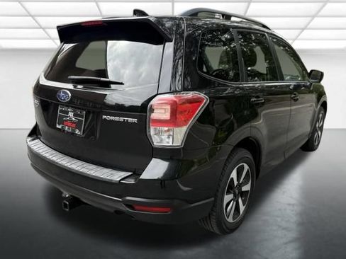 Used 2018 Subaru Forester 2.5i Premium AWD/4WD image 6