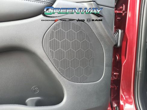Used 2022 Dodge Durango GT RWD image 15