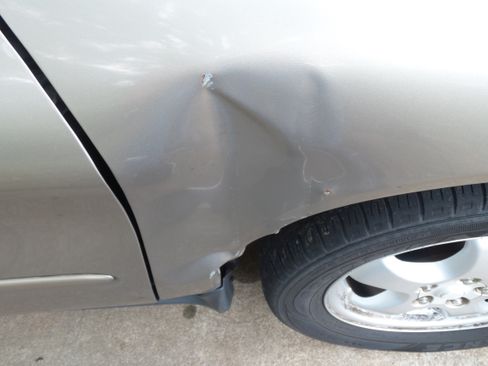 Used 2006 Ford Taurus SE FWD image 24