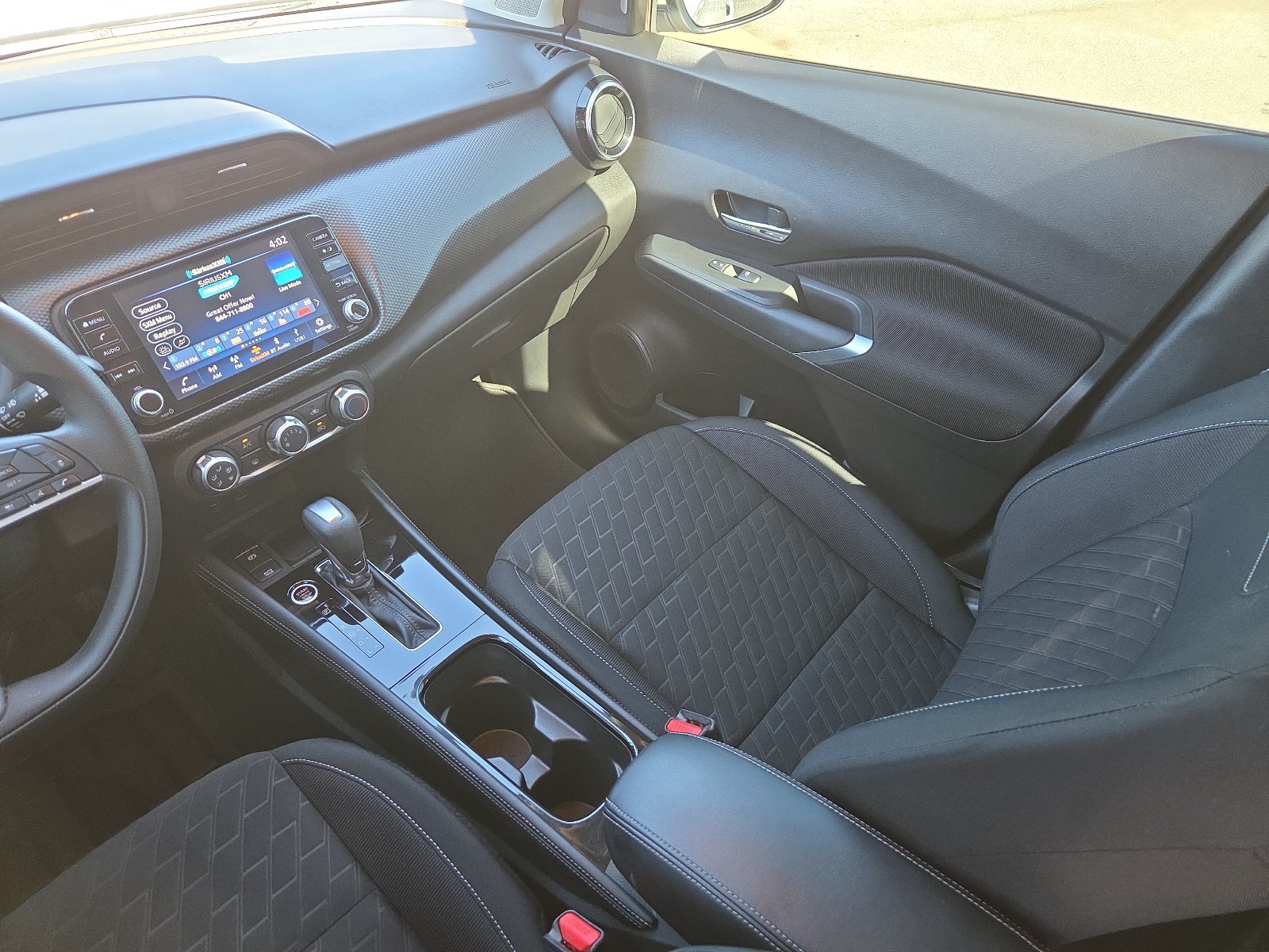 Used 2023 Nissan Kicks SV w/ Interior Electronics Package FWD image 12