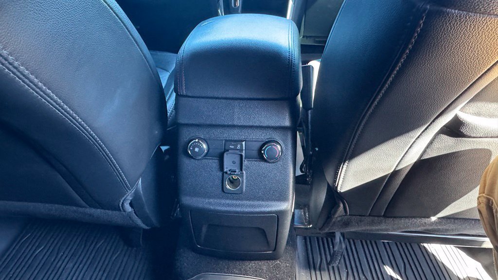 Used 2018 Ford Explorer Sport w/ Ford Safe & Smart Package AWD/4WD image 16