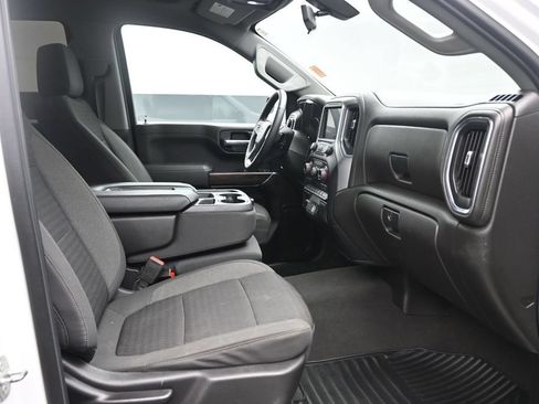 Used 2022 Chevrolet Silverado 1500 RST w/ Z71 Off-Road Package AWD/4WD image 11