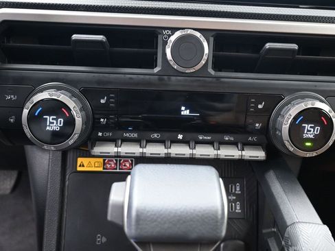 Certified 2025 Toyota 4Runner Limited image 23