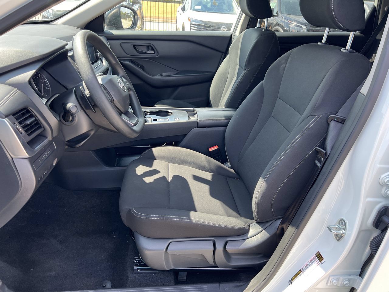 Used 2026 Nissan Rogue S FWD image 5
