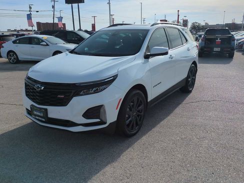 Used 2024 Chevrolet Equinox RS w/ RS Leather Package image 4