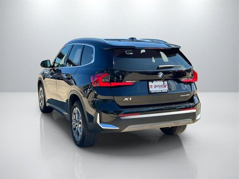 Used 2023 BMW X1 xDrive28i image 7