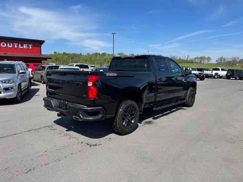 Used 2019 Chevrolet Silverado 1500 LT Trail Boss AWD/4WD image 4