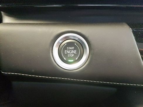 Used 2023 Cadillac Escalade ESV V AWD/4WD image 34