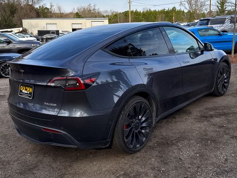 Used 2022 Tesla Model Y Performance image 13