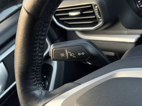 Certified 2022 Ford Explorer XLT w/ Equipment Group 202A image 29