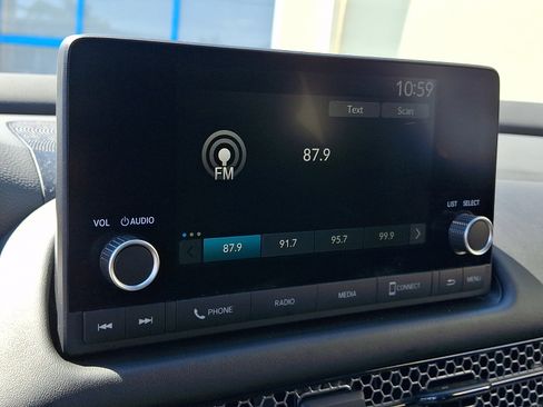 Used 2024 Honda HR-V Sport image 16