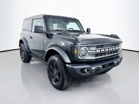 Used 2024 Ford Bronco Black Diamond AWD/4WD image 3