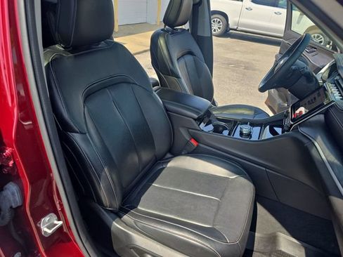 Used 2022 Jeep Grand Cherokee L Limited w/ Luxury Tech Group II AWD/4WD image 29
