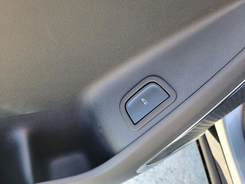 New 2026 GMC Acadia Denali w/ Super Cruise Package image 29