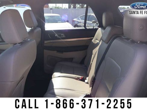 Used 2018 Ford Explorer XLT w/ Equipment Group 202A AWD/4WD image 22