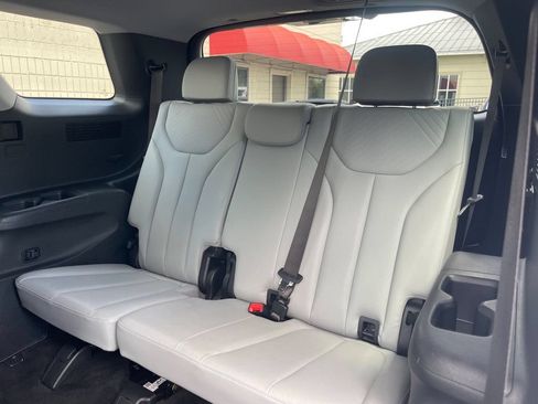 Used 2024 Hyundai Palisade SEL w/ Premium Package AWD/4WD image 15