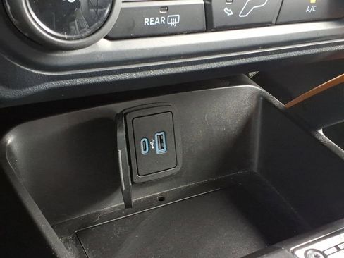Used 2023 Ford Bronco Badlands AWD/4WD image 17