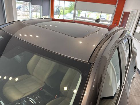 Used 2017 MAZDA CX-5 Touring w/ Preferred Equipment Package image 11